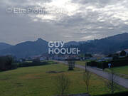 Appartement à SAIL-SOUS-COUZAN