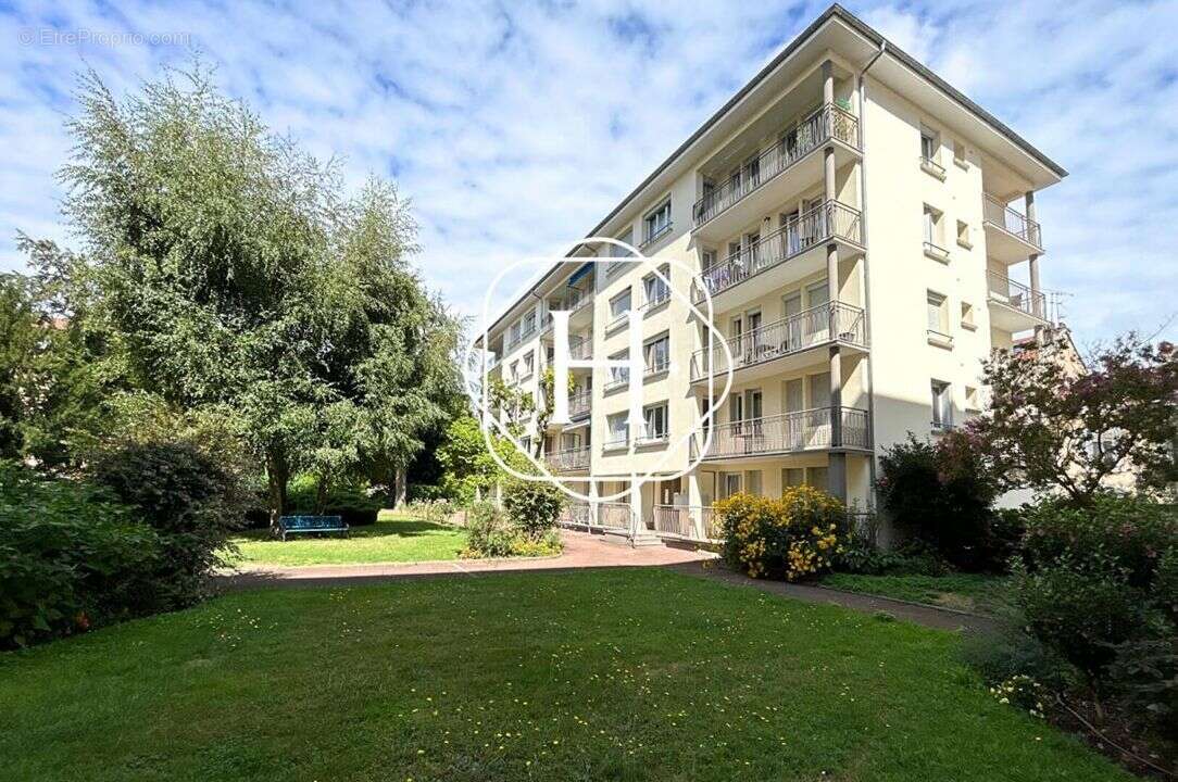 Appartement à BOURG-EN-BRESSE