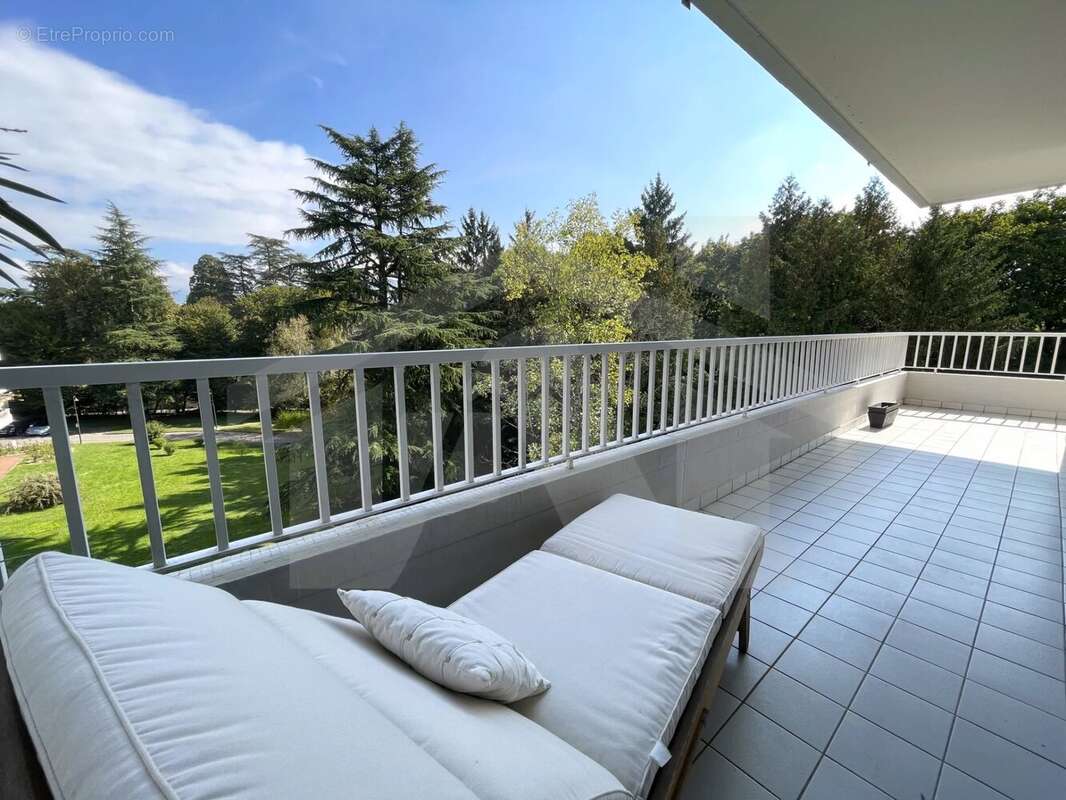 Appartement à MEYLAN