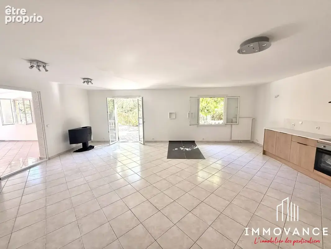 Appartement 5 pièces 143 m² à vendre à Teyran (34820) - photo 4