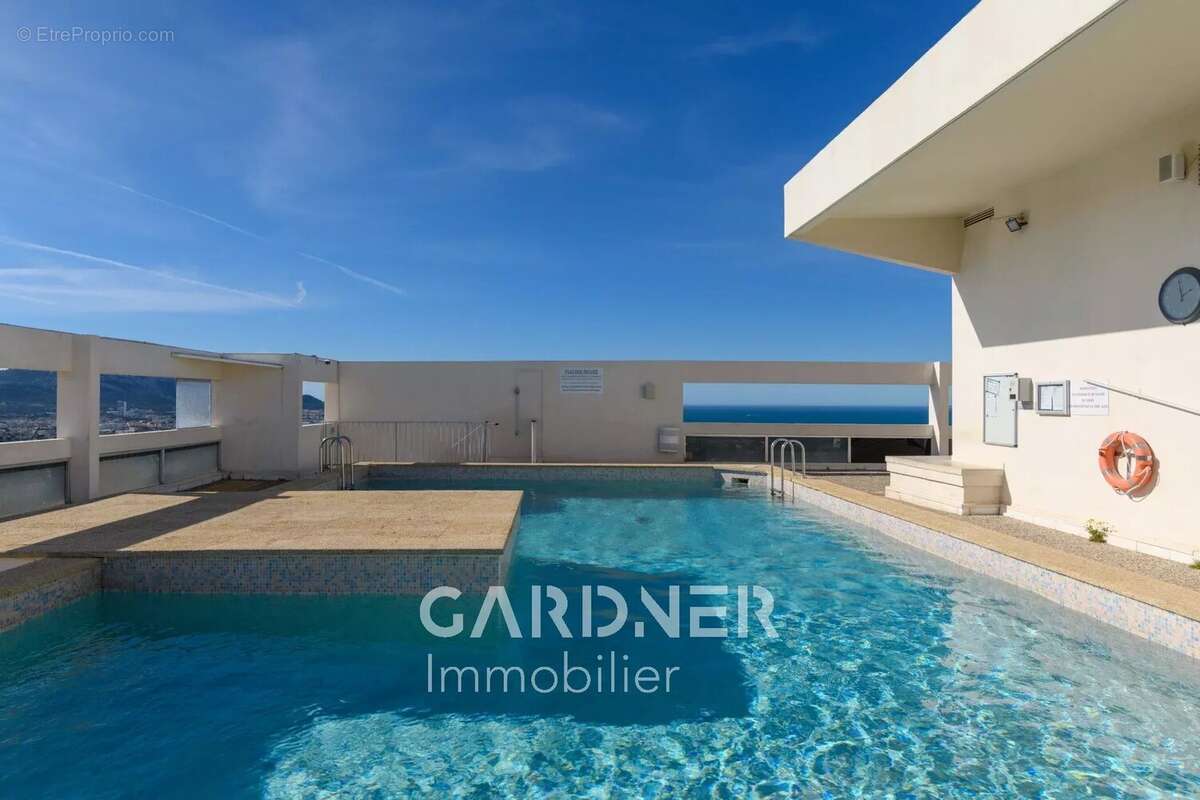 Appartement à MARSEILLE-8E