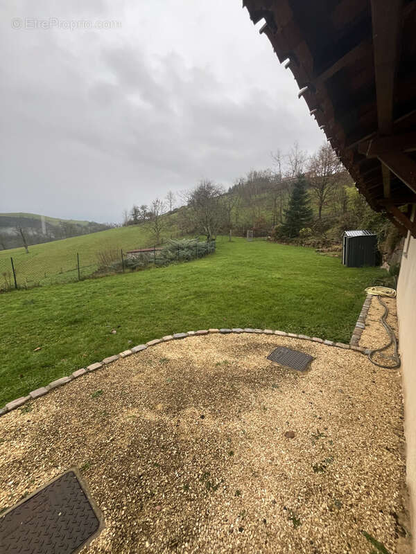 Maison à SAINT-CLEMENT-SUR-VALSONNE