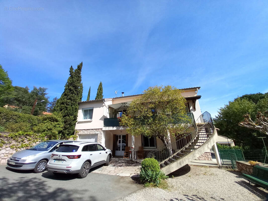 Maison à LAMALOU-LES-BAINS