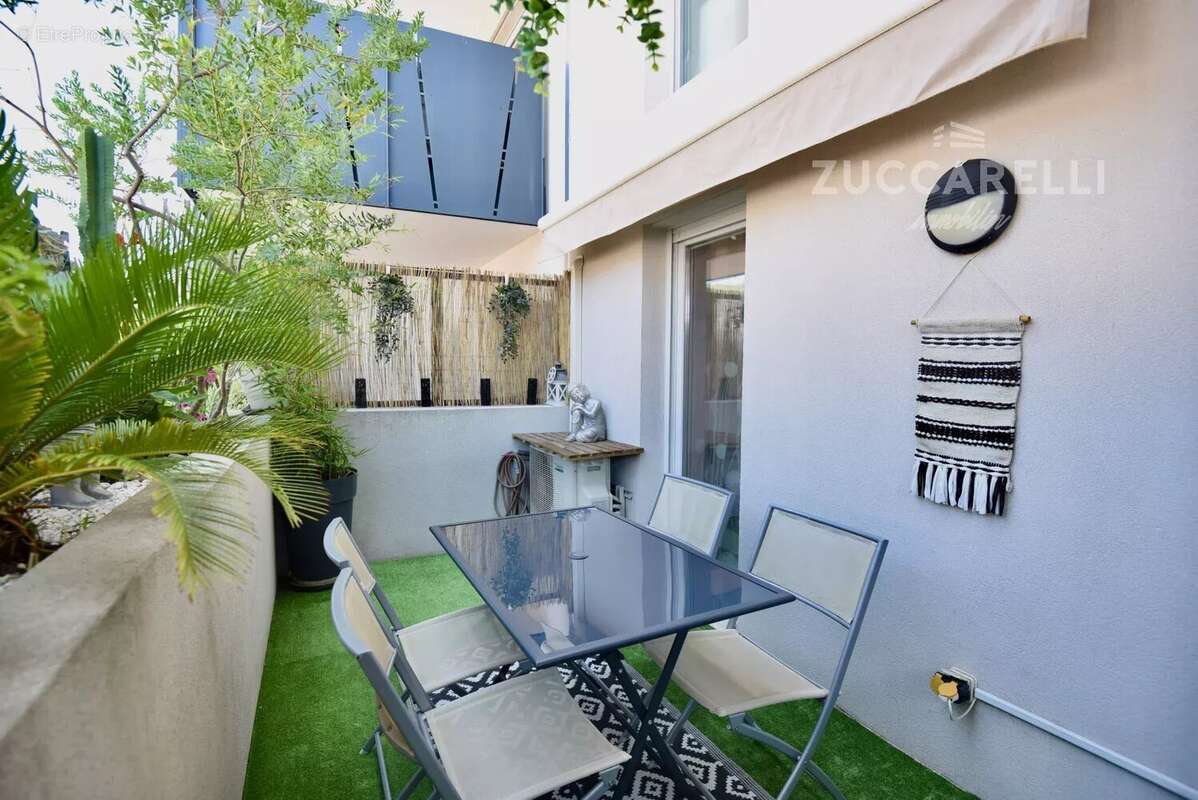 Appartement à SAINT-MARTIN-DU-VAR
