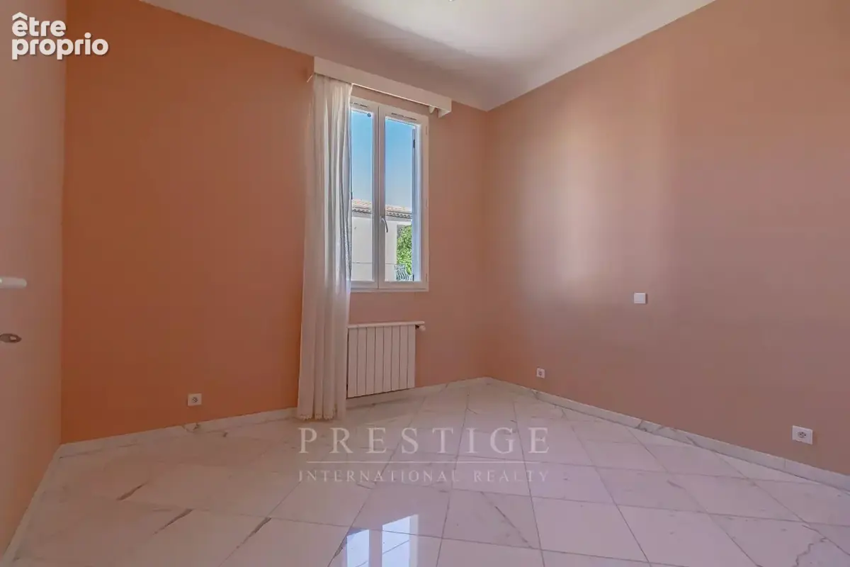 Juan les pins, maison avec 3 appartements loués, 3 terrasses, grenier - photo 6