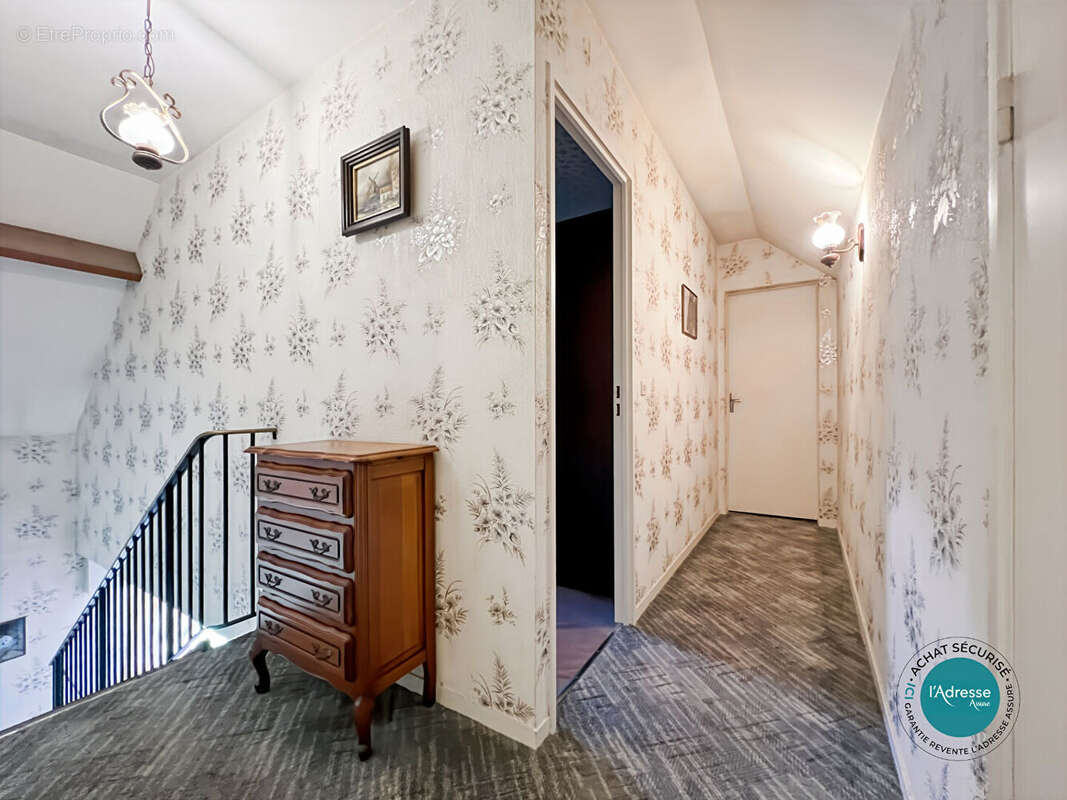 Maison à GUIGNEVILLE-SUR-ESSONNE