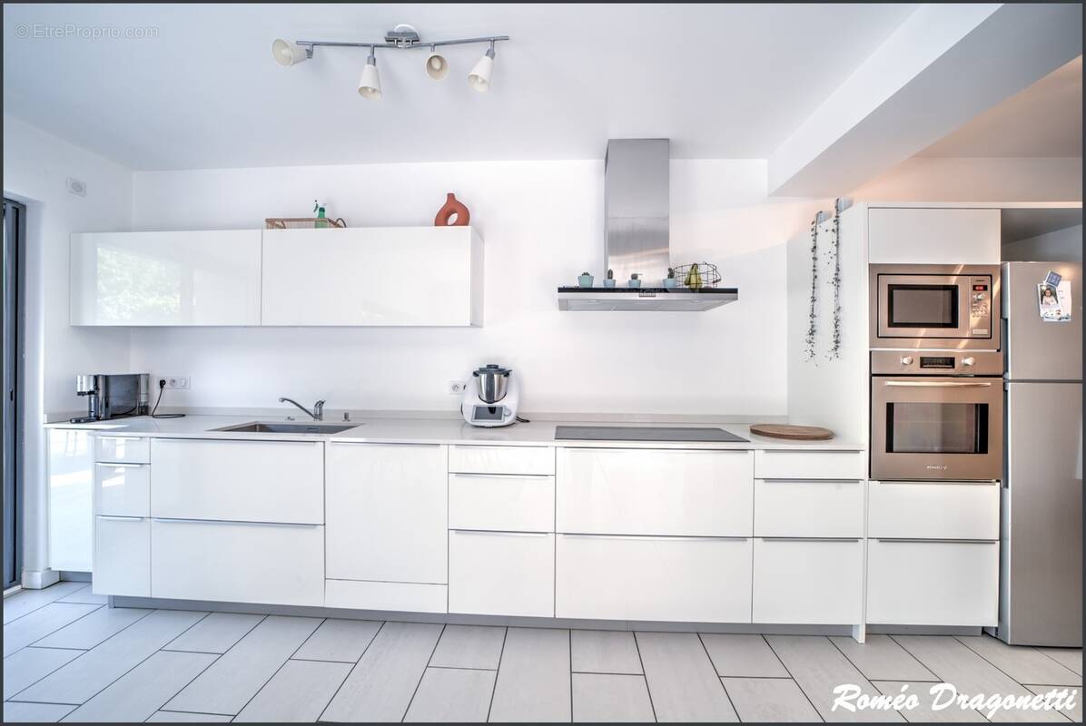 Appartement à PREVESSIN-MOENS