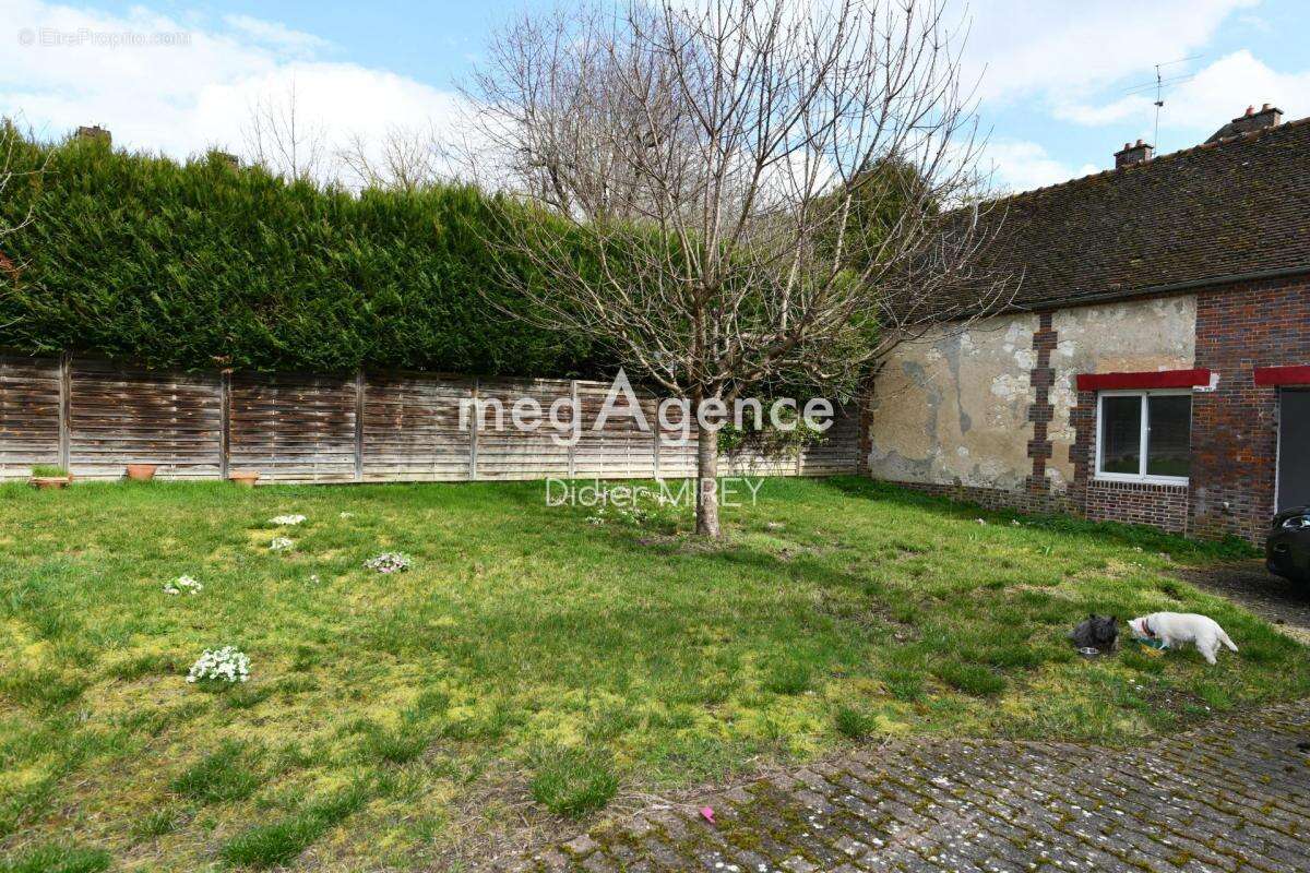 Maison à AIX-EN-OTHE