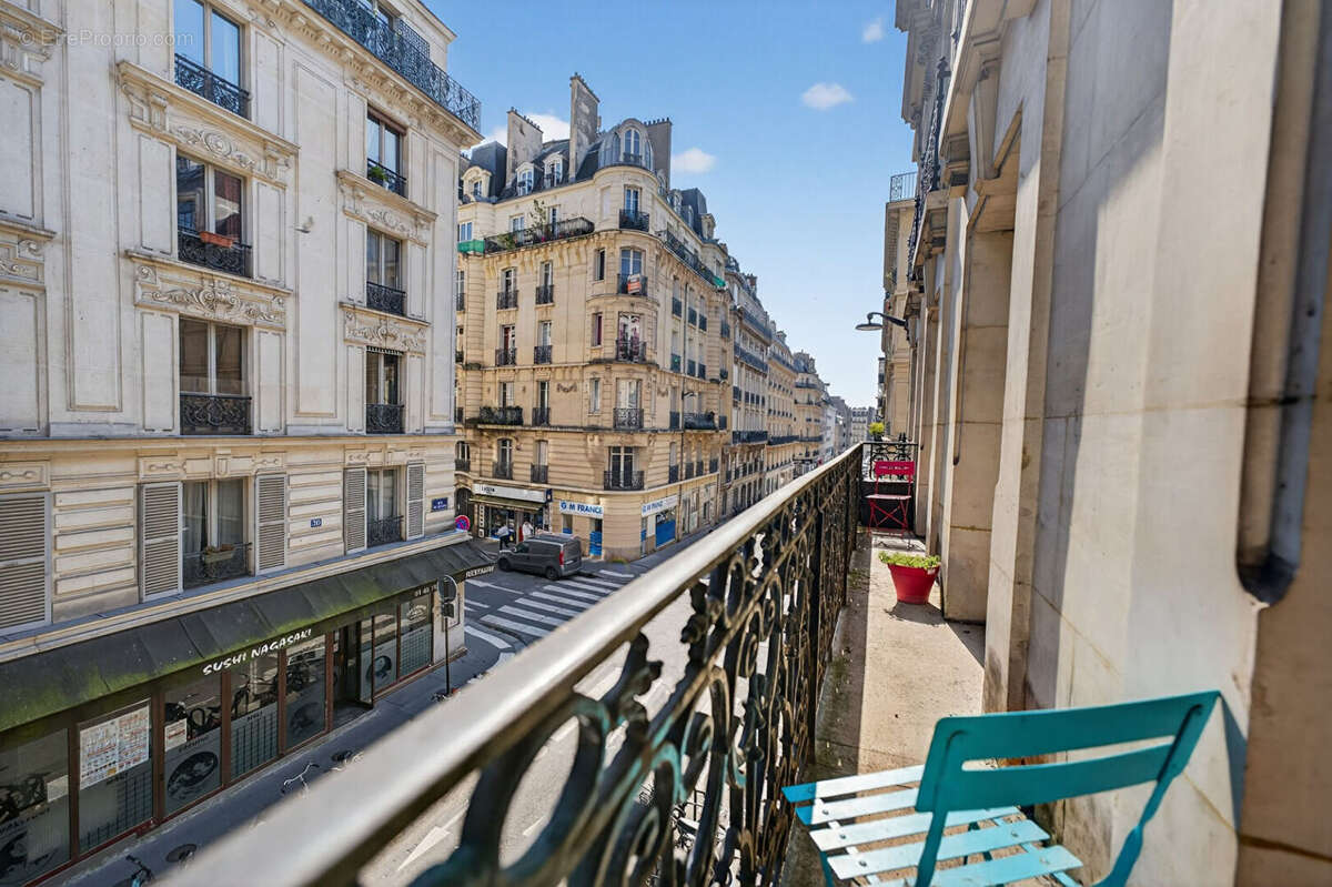 Appartement à PARIS-10E