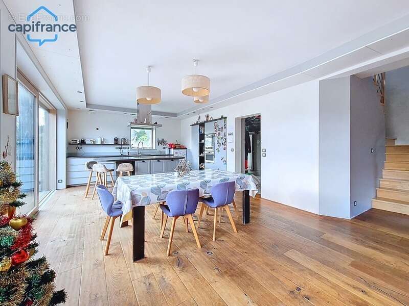 Maison à PLOUGUERNEAU