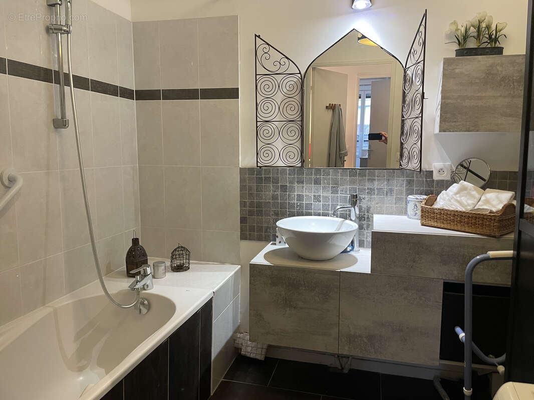 Appartement à SURESNES