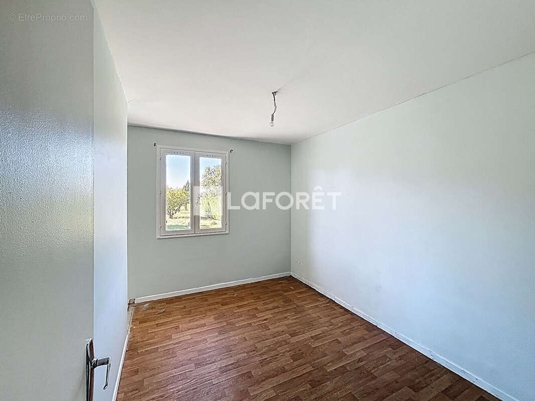 Maison à SAINT-PORQUIER