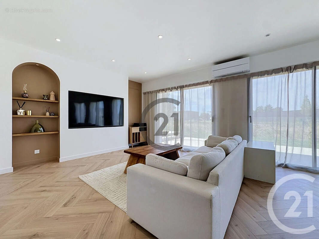 Maison 171 m² à Gueux  - photo 5