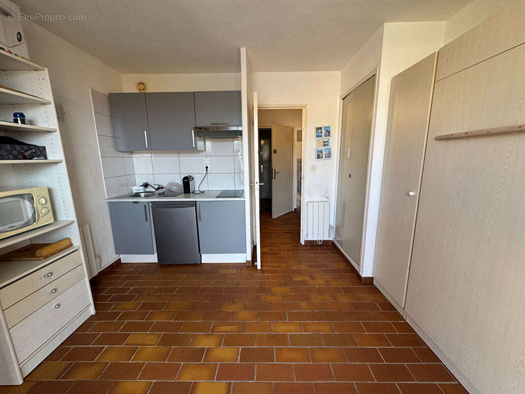 Appartement à SAINT-CYR-SUR-MER