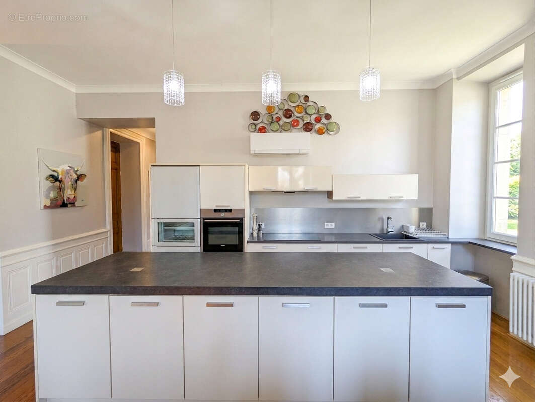 Appartement à AIX-LES-BAINS