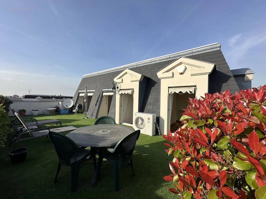 Appartement à LIVRY-GARGAN