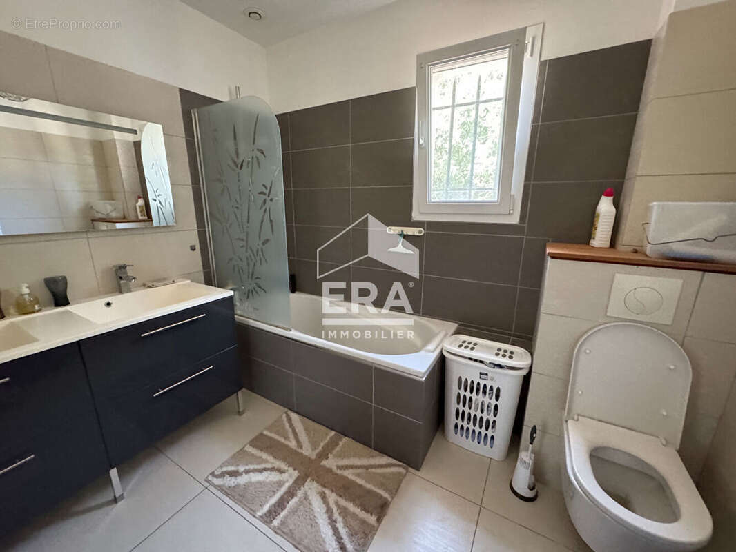 Maison à SAINT-CANNAT