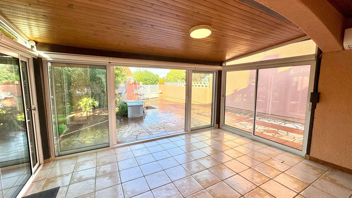 Maison à SAINT-CYPRIEN