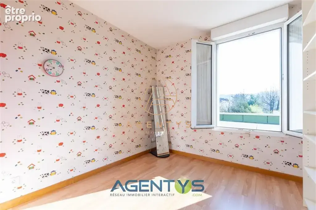 Maison 10 pièces 205 m² à vendre à Saint-Maur-Des-Fosses (94210) - photo 8