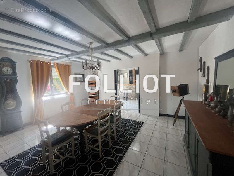 Maison à SOURDEVAL