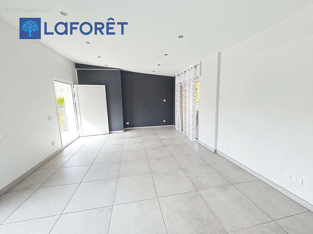 Maison à CAGNES-SUR-MER