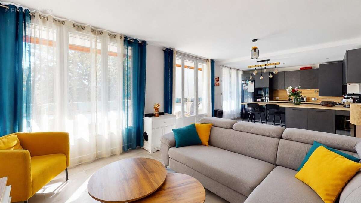 Appartement À Vendre - photo 4