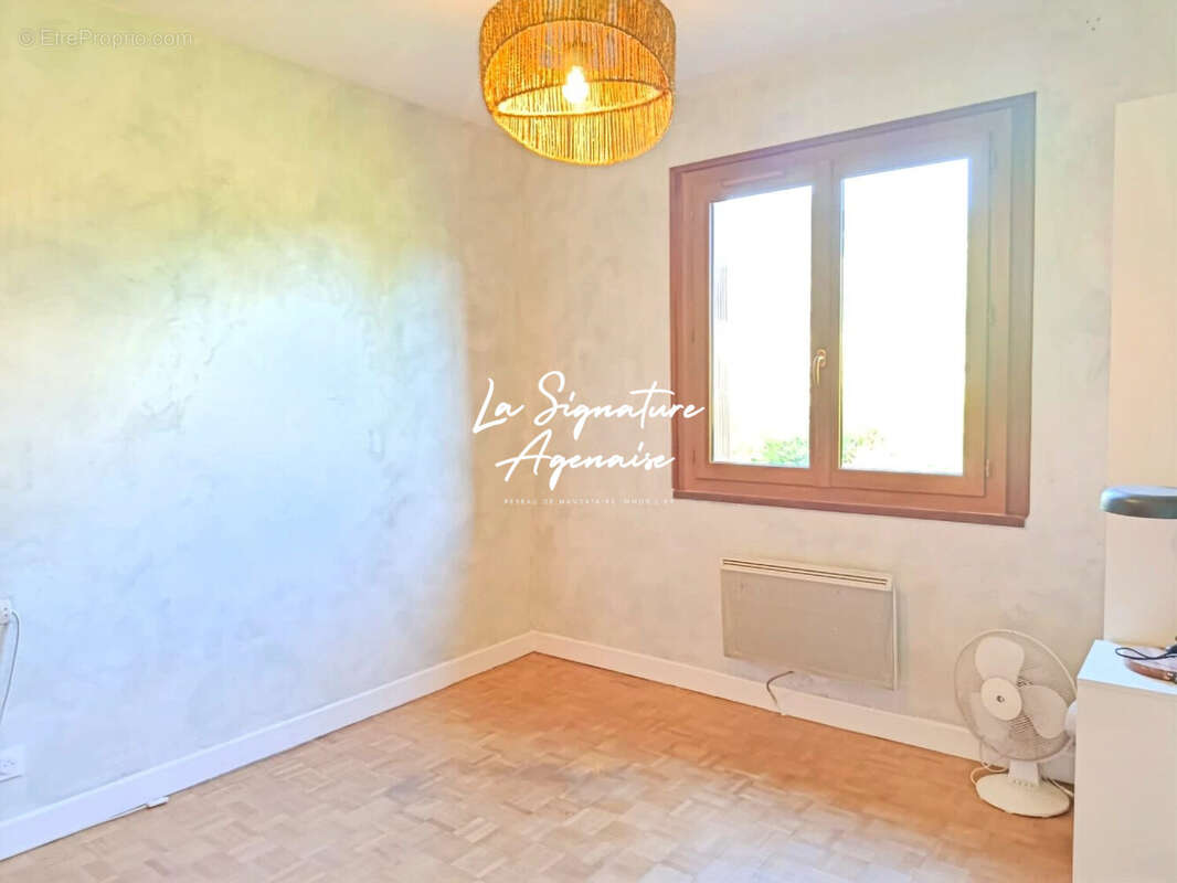 Maison 89 m² à Laparade  - photo 9