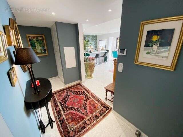 Appartement à MANDELIEU-LA-NAPOULE