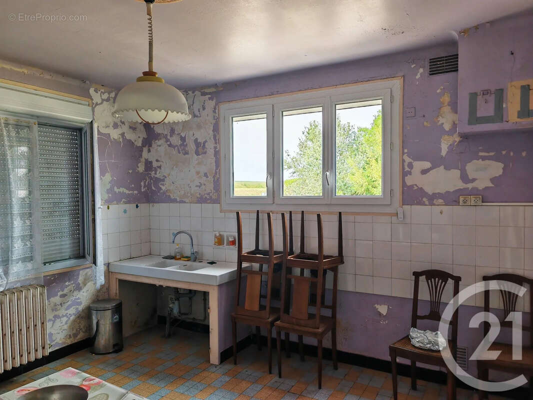 Maison 133 m² à Villeseneux  - photo 10