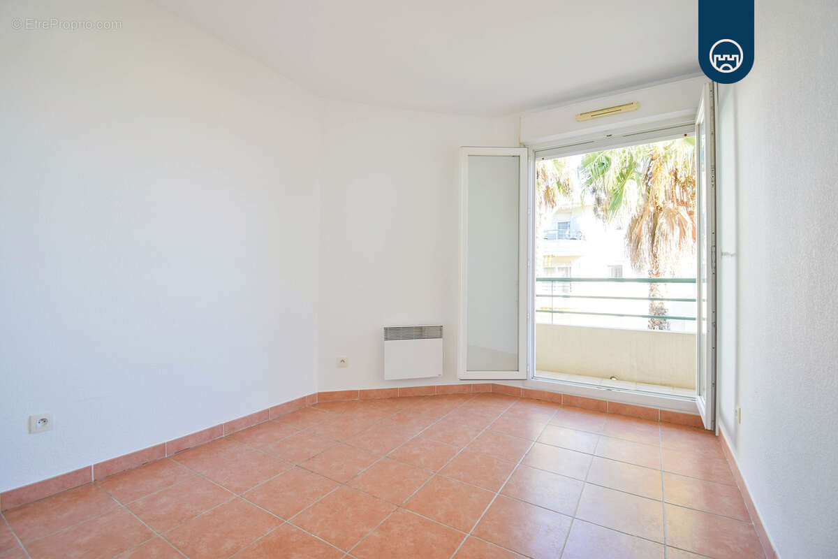 Appartement à VILLENEUVE-LOUBET