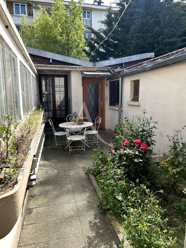 Maison à CHATILLON
