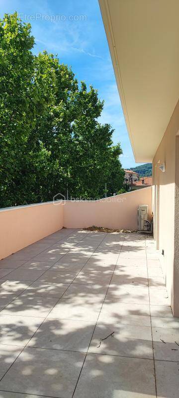 Appartement à DRAGUIGNAN
