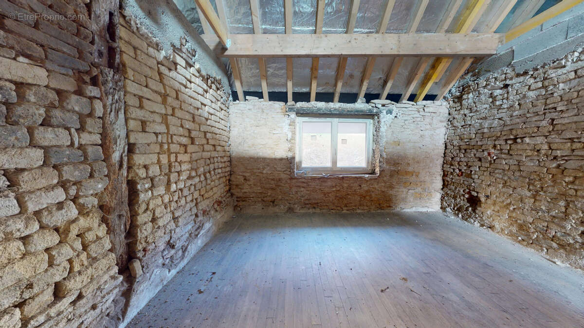 Maison à LA VIEILLE-LOYE