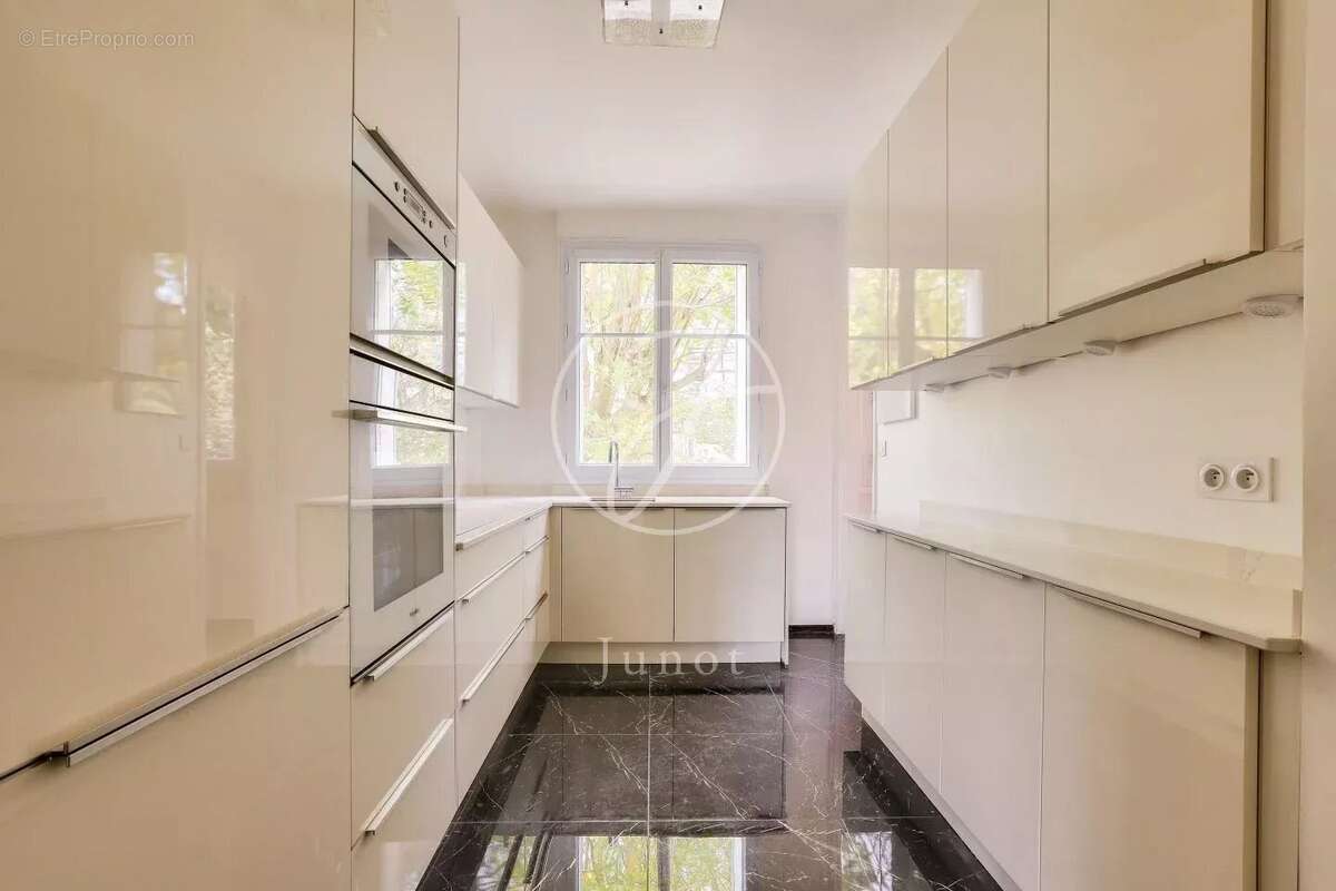 Appartement à SAINT-CLOUD