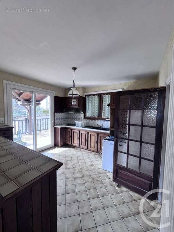 Maison à MUR-DE-BARREZ