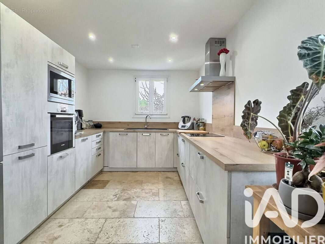 Photo 7 - Maison à SAINT-MARTIN-DE-CRAU