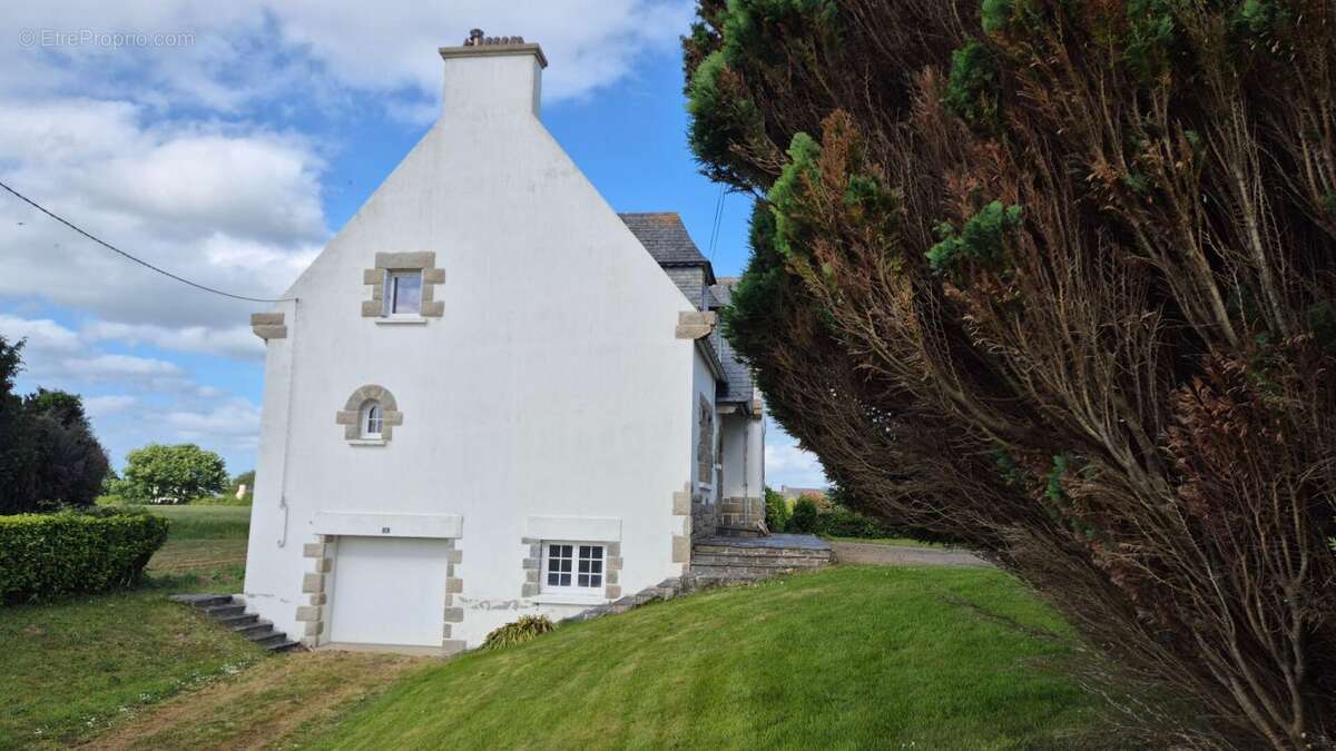 Belle néo-bretonne en pierre - photo 2
