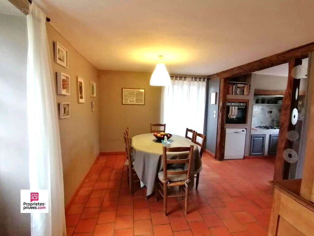 ARGENTAN (61200) charmante maison en pierres, 220 m2 environ, 3 chambres, Prix 279 760 honoraires 4 % inclus à la charge de l'ac - photo 10