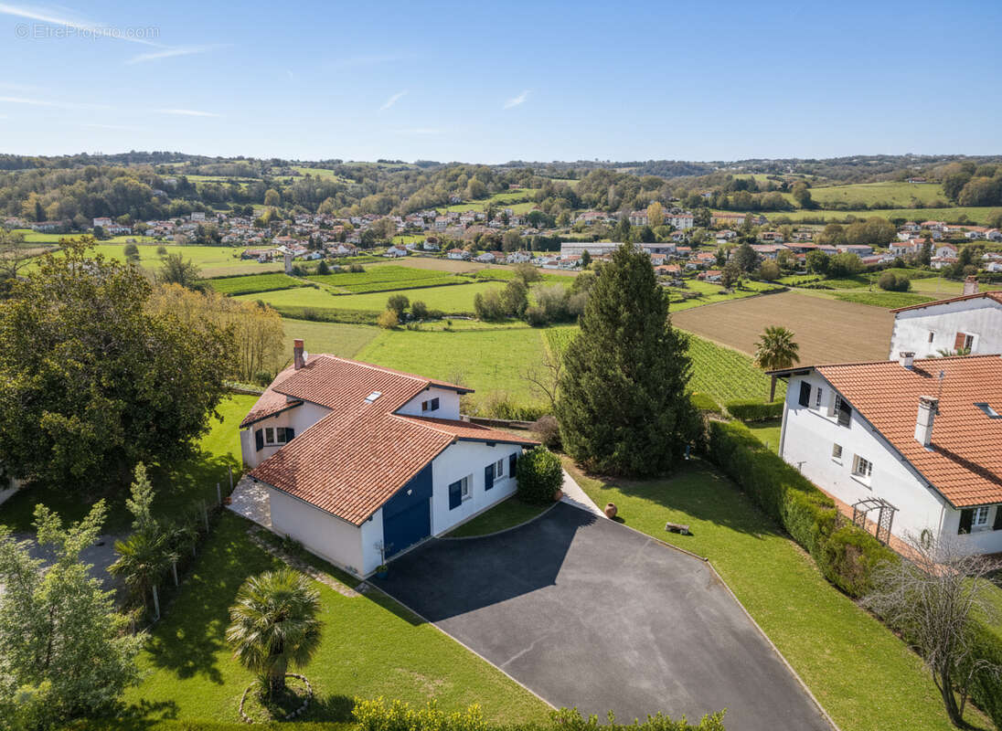 Maison à CAMBO-LES-BAINS