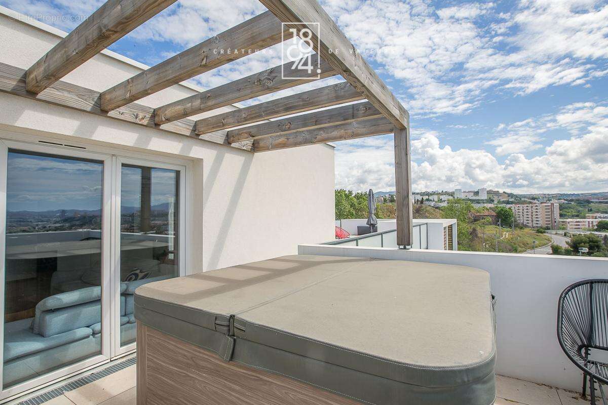 Appartement à MARSEILLE-16E
