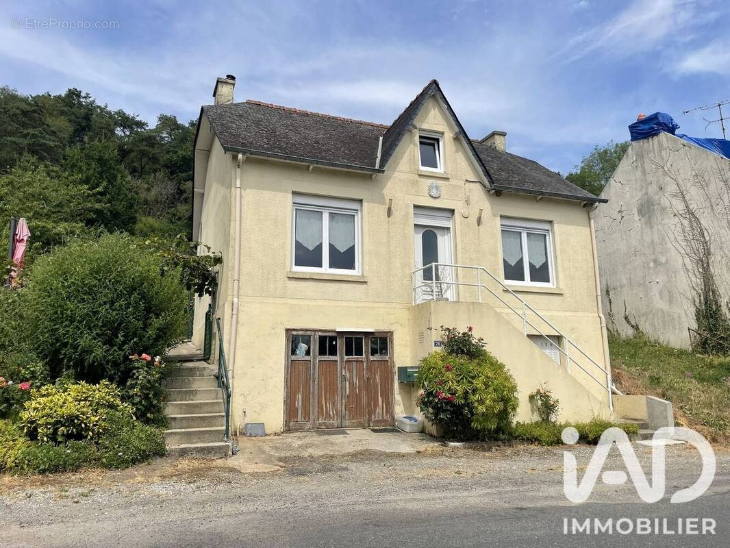 Photo 1 - Maison à CAUREL