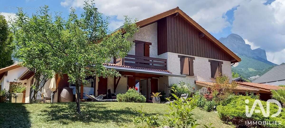 Photo 2 - Maison à SAINT-NAZAIRE-LES-EYMES
