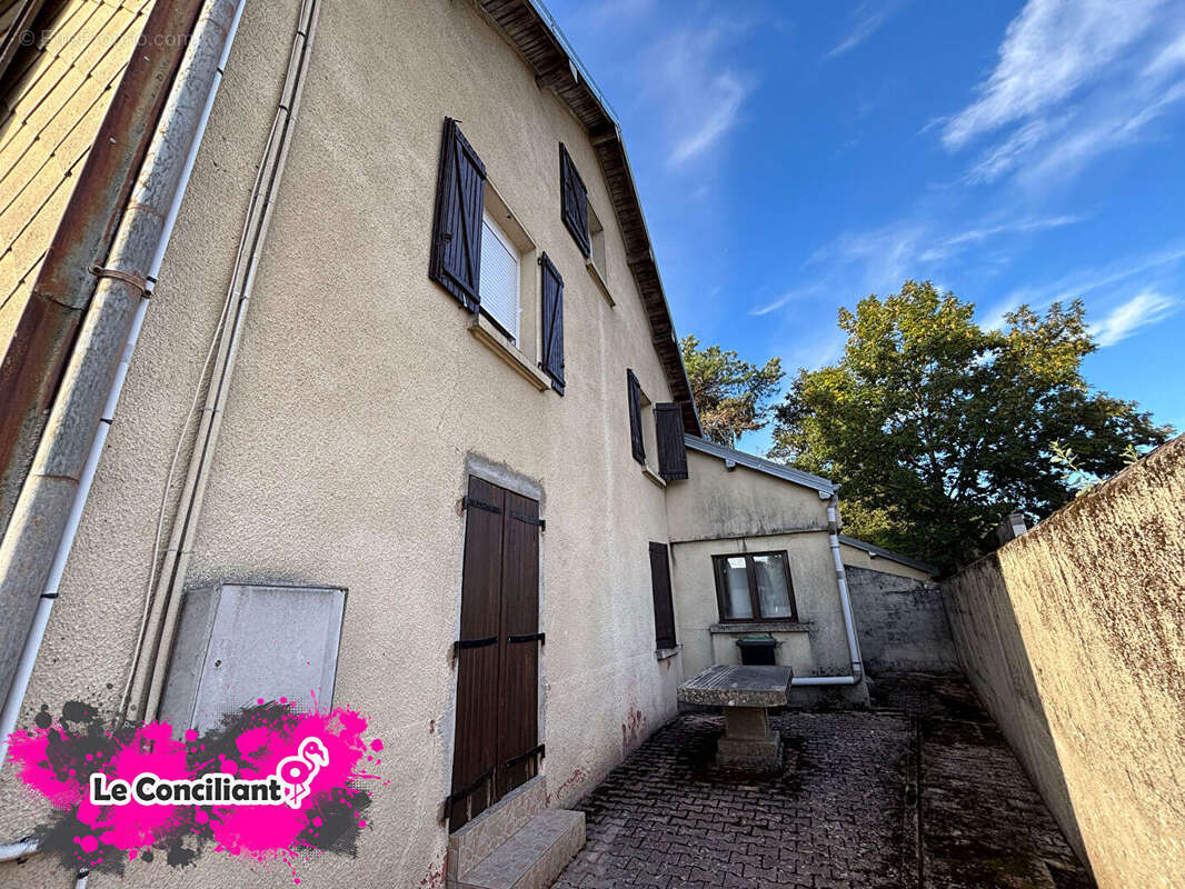 Appartement à LE VAL-D'AJOL