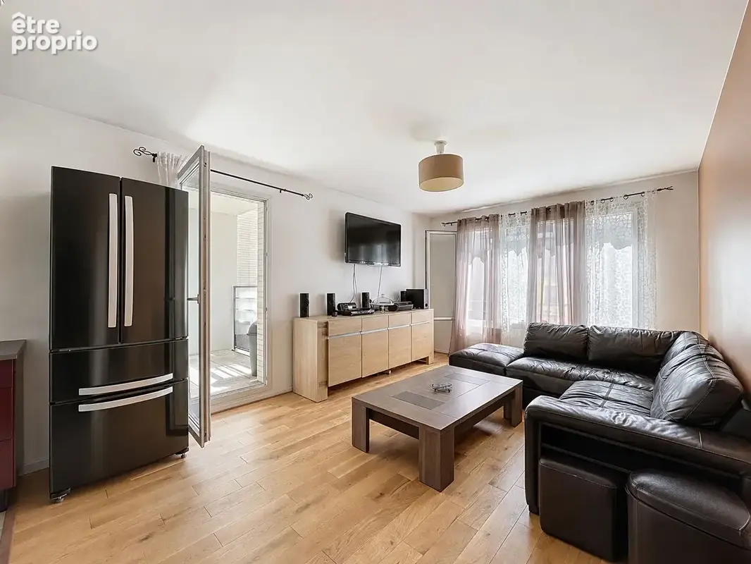 Appartement à VIGNEUX-SUR-SEINE