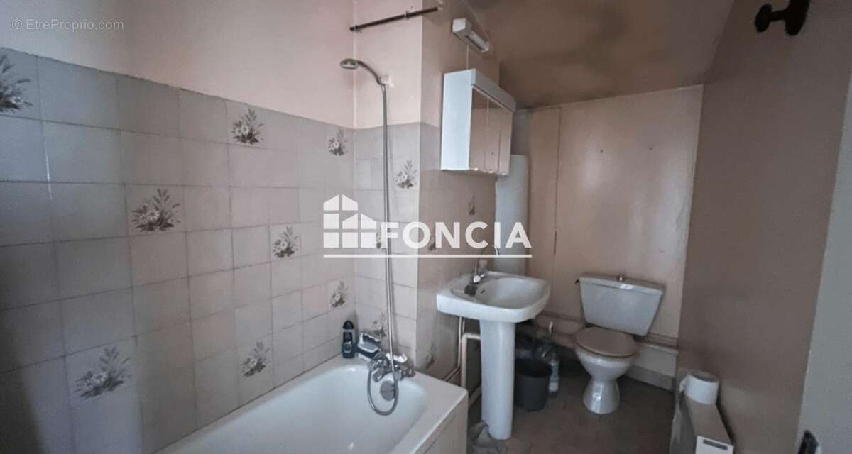 Appartement à SAINT-ETIENNE