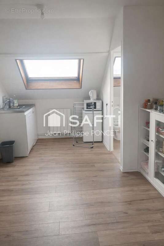 Appartement 174 m² à Saint-Quentin  - photo 4