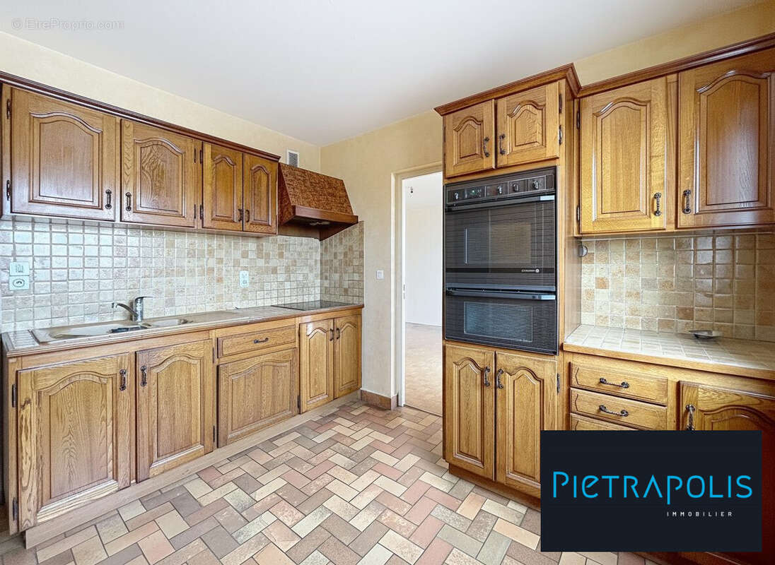 Appartement 93 m² à Saint-Apollinaire  - photo 7