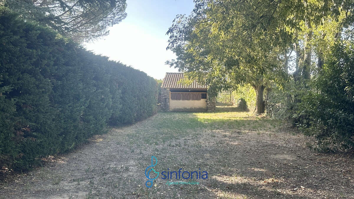 Maison à SAINT-LAURENT-LA-VERNEDE