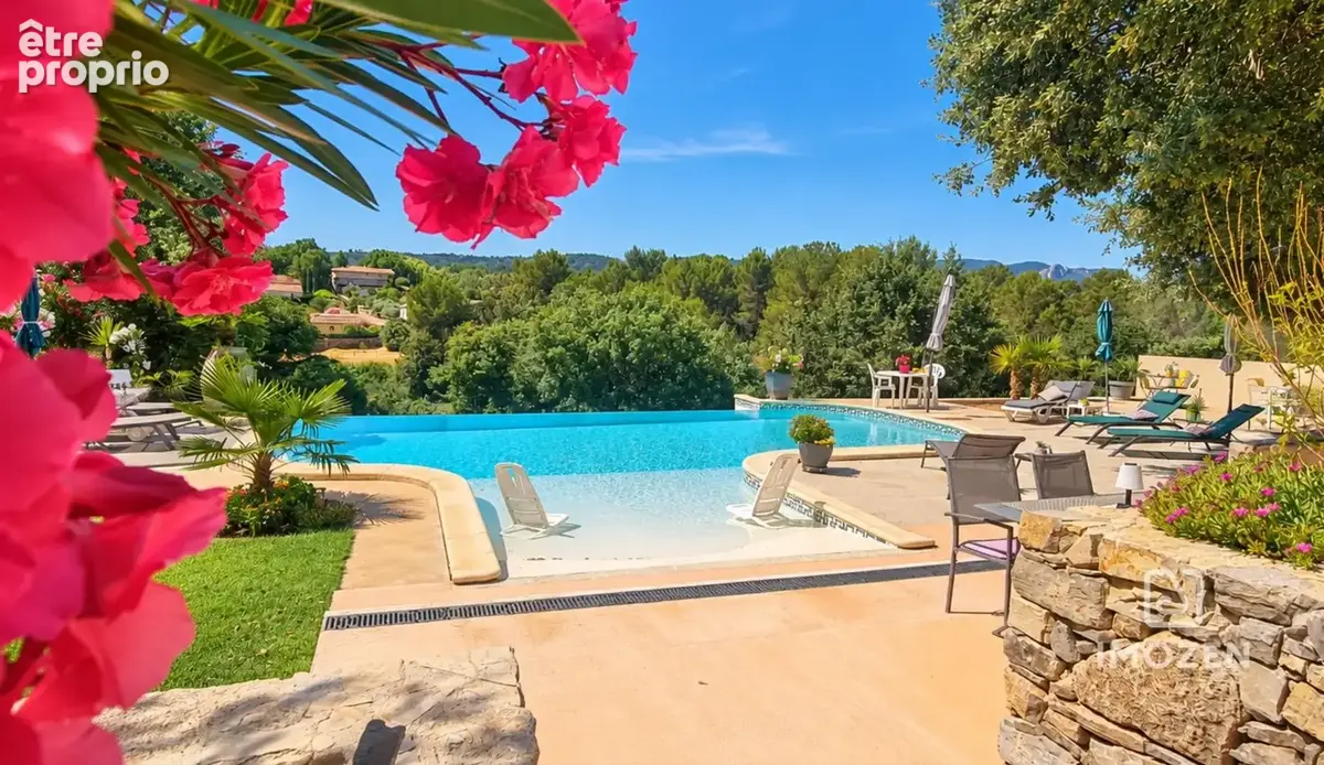 Maison traditionnelle  T4-5 de 120m2 sur 1548m2 - photo 3