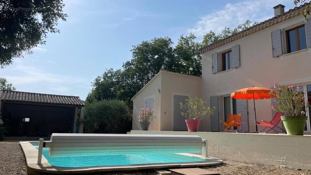 Photo 1 - Maison à CABRIERES-D'AVIGNON